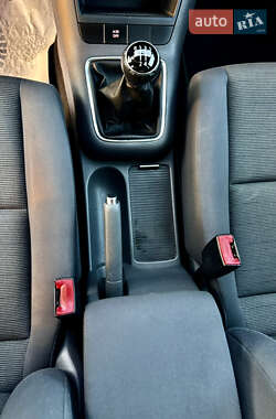 Хэтчбек Volkswagen Golf Plus 2008 в 