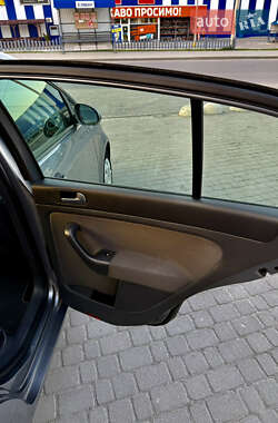 Хэтчбек Volkswagen Golf Plus 2008 в 
