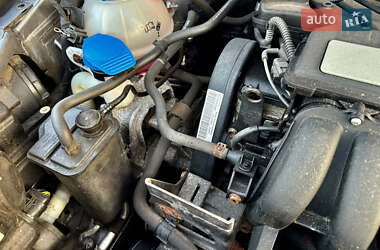 Хэтчбек Volkswagen Golf Plus 2008 в 