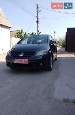 Хетчбек Volkswagen Golf Plus 2007 в 