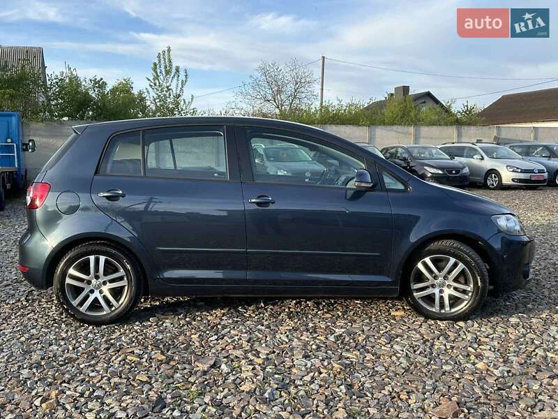 Хэтчбек Volkswagen Golf Plus 2009 в Днепре