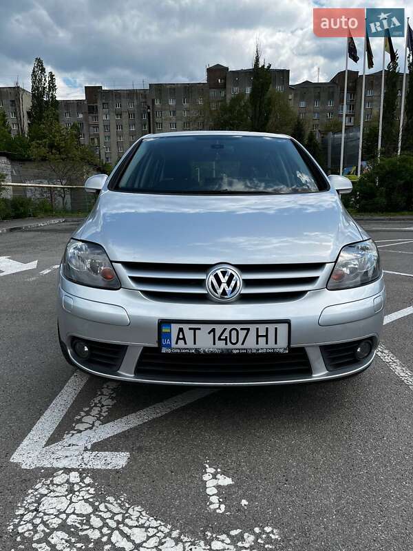 Хэтчбек Volkswagen Golf Plus 2005 в Ивано-Франковске
