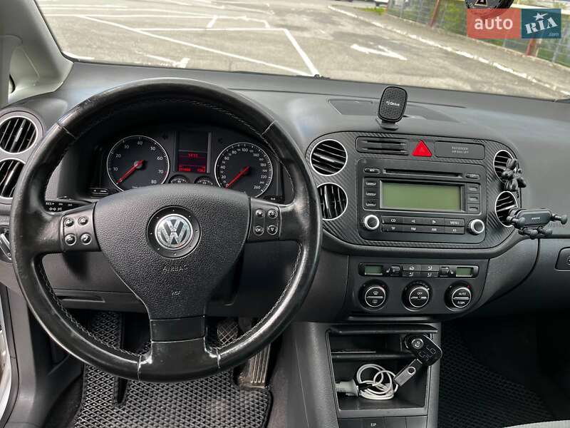 Хэтчбек Volkswagen Golf Plus 2005 в Ивано-Франковске
