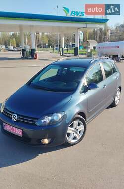 Хетчбек Volkswagen Golf Plus 2009 в 
