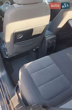 Хетчбек Volkswagen Golf Plus 2009 в 