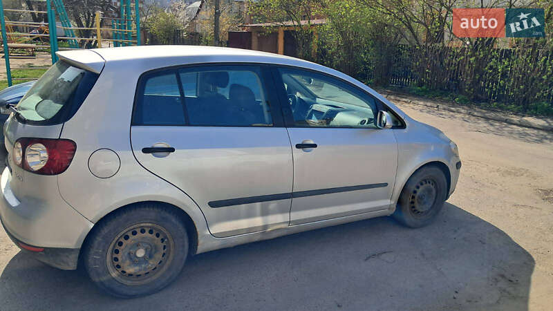 Хетчбек Volkswagen Golf Plus 2005 в Хмельницькому