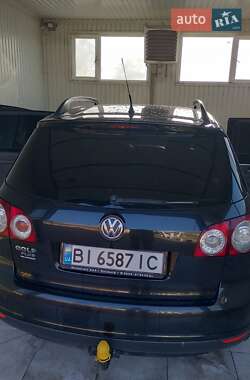 Хетчбек Volkswagen Golf Plus 2008 в 