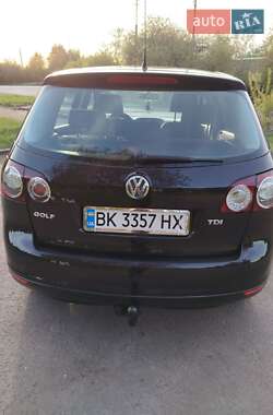 Хэтчбек Volkswagen Golf Plus 2005 в 