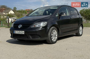 Хэтчбек Volkswagen Golf Plus 2005 в 
