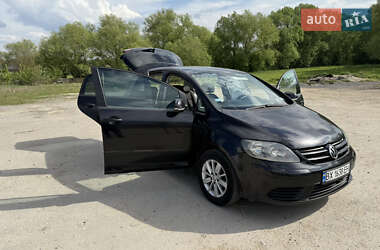 Хэтчбек Volkswagen Golf Plus 2005 в 