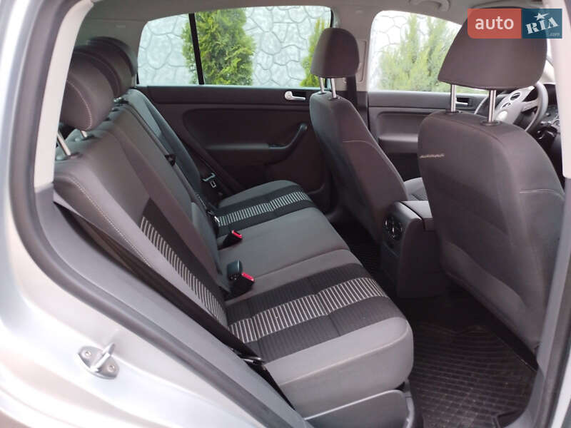 Хетчбек Volkswagen Golf Plus 2008 в Іршаві