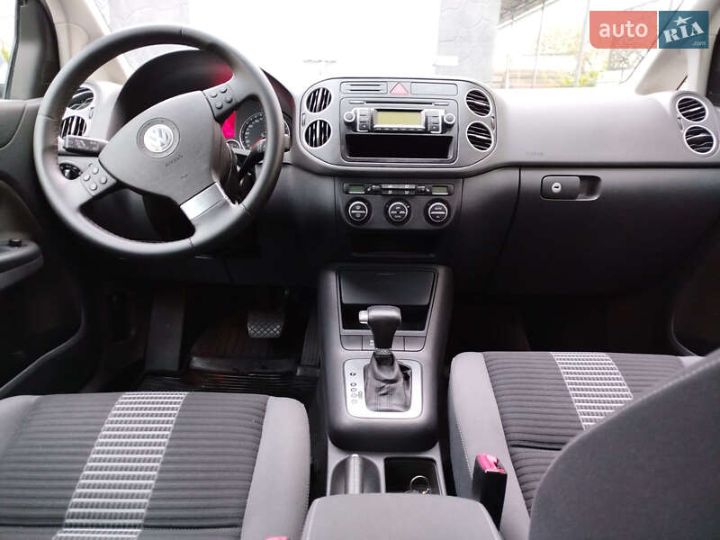 Хетчбек Volkswagen Golf Plus 2008 в Іршаві