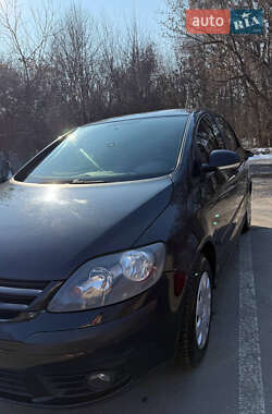 Хетчбек Volkswagen Golf Plus 2008 в 