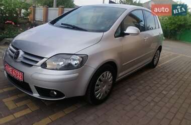 Хетчбек Volkswagen Golf Plus 2008 в 
