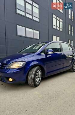 Хэтчбек Volkswagen Golf Plus 2008 в 