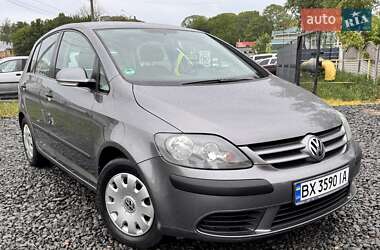 Хетчбек Volkswagen Golf Plus 2005 в 