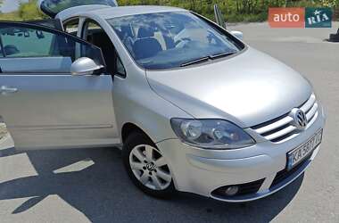 Хетчбек Volkswagen Golf Plus 2007 в 