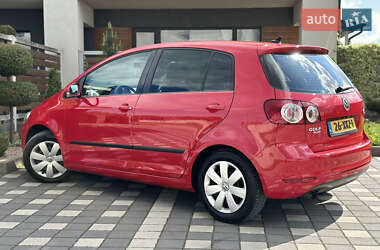 Хетчбек Volkswagen Golf Plus 2012 в 
