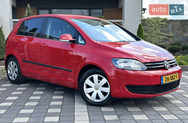 Хетчбек Volkswagen Golf Plus 2012 в 