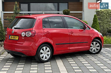 Хетчбек Volkswagen Golf Plus 2012 в 
