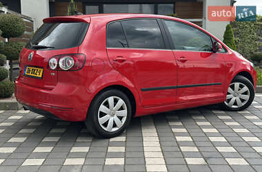 Хетчбек Volkswagen Golf Plus 2012 в 
