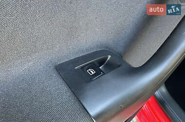 Хетчбек Volkswagen Golf Plus 2012 в 