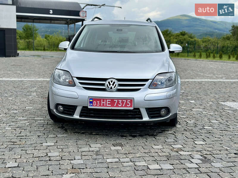 Хетчбек Volkswagen Golf Plus 2008 в Іршаві
