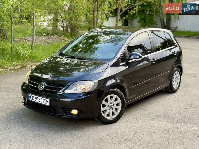 Хетчбек Volkswagen Golf Plus 2006 в 