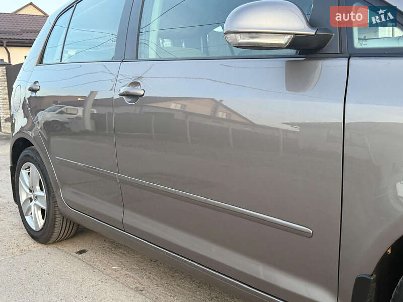 Хетчбек Volkswagen Golf Plus 2009 в Вінниці