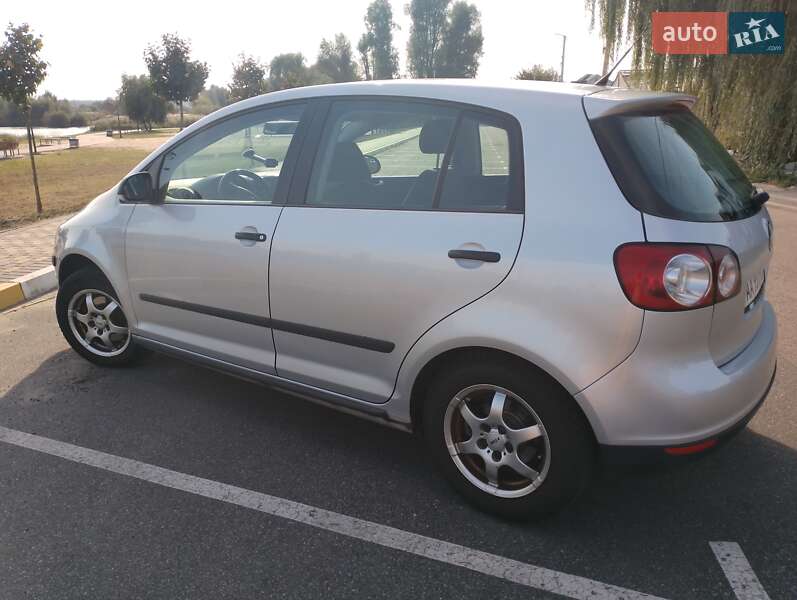 Хетчбек Volkswagen Golf Plus 2008 в Гостомелі