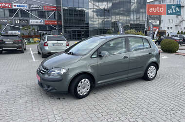 Хэтчбек Volkswagen Golf Plus 2005 в 