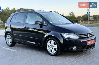 Хетчбек Volkswagen Golf Plus 2010 в 