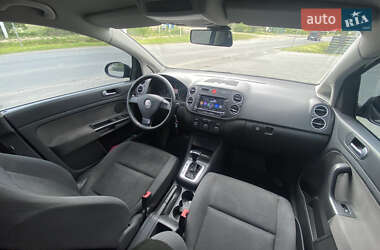 Хэтчбек Volkswagen Golf Plus 2007 в 