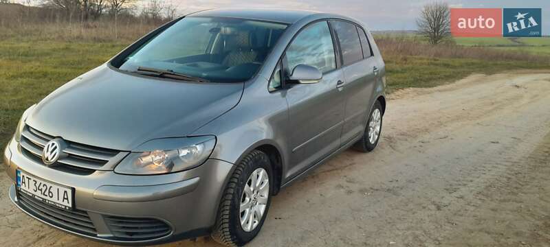 Хэтчбек Volkswagen Golf Plus 2005 в Тлумаче