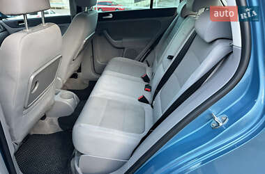 Хэтчбек Volkswagen Golf Plus 2005 в 