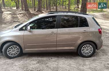 Хэтчбек Volkswagen Golf Plus 2009 в Киеве