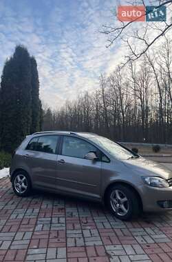 Хэтчбек Volkswagen Golf Plus 2009 в 