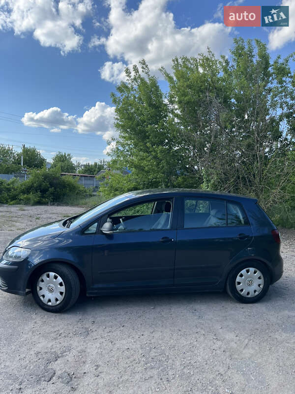 Хэтчбек Volkswagen Golf Plus 2007 в Василькове