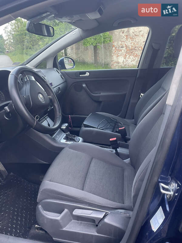 Хетчбек Volkswagen Golf Plus 2007 в Новояворівську