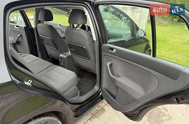 Хетчбек Volkswagen Golf Plus 2006 в 