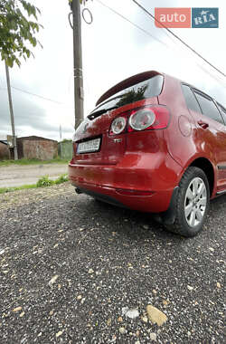 Хетчбек Volkswagen Golf Plus 2010 в 