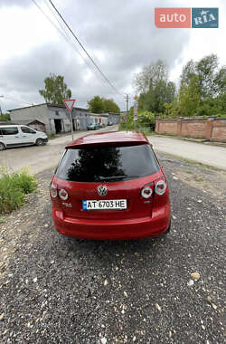 Хетчбек Volkswagen Golf Plus 2010 в 