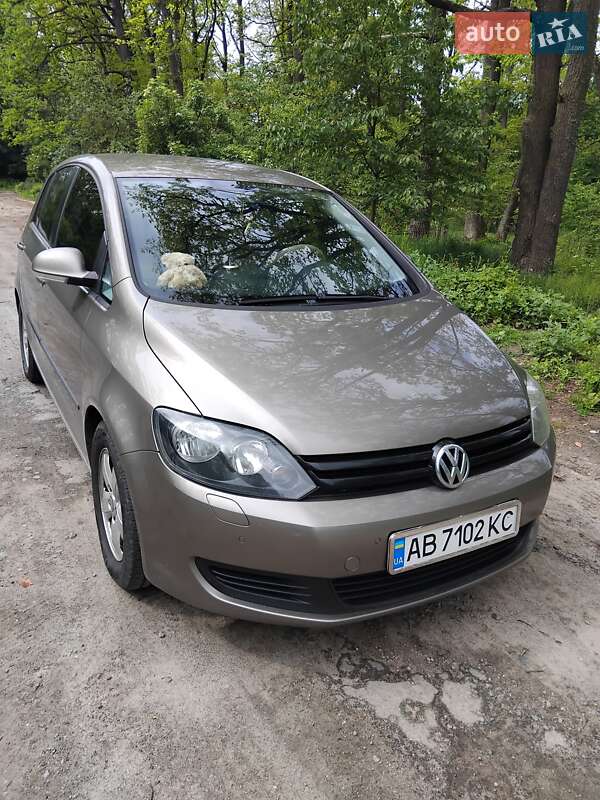 Хэтчбек Volkswagen Golf Plus 2011 в Виннице
