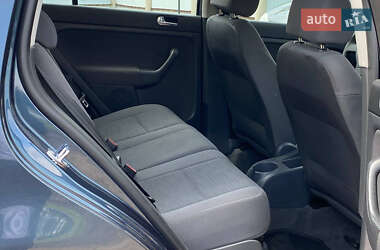 Хэтчбек Volkswagen Golf Plus 2005 в 