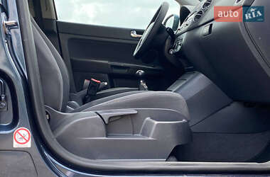 Хэтчбек Volkswagen Golf Plus 2005 в 