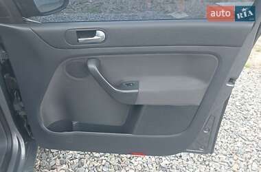 Хэтчбек Volkswagen Golf Plus 2007 в 