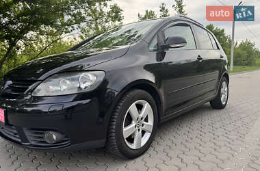 Хэтчбек Volkswagen Golf Plus 2009 в 