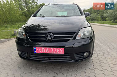 Хэтчбек Volkswagen Golf Plus 2009 в 