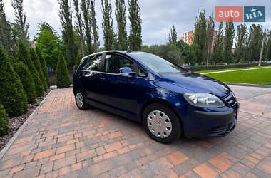 Хэтчбек Volkswagen Golf Plus 2005 в 