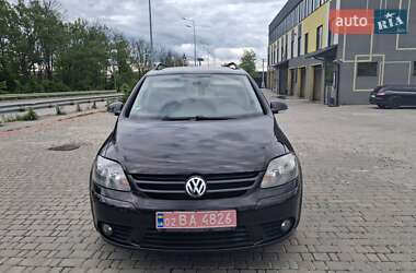 Хетчбек Volkswagen Golf Plus 2008 в 